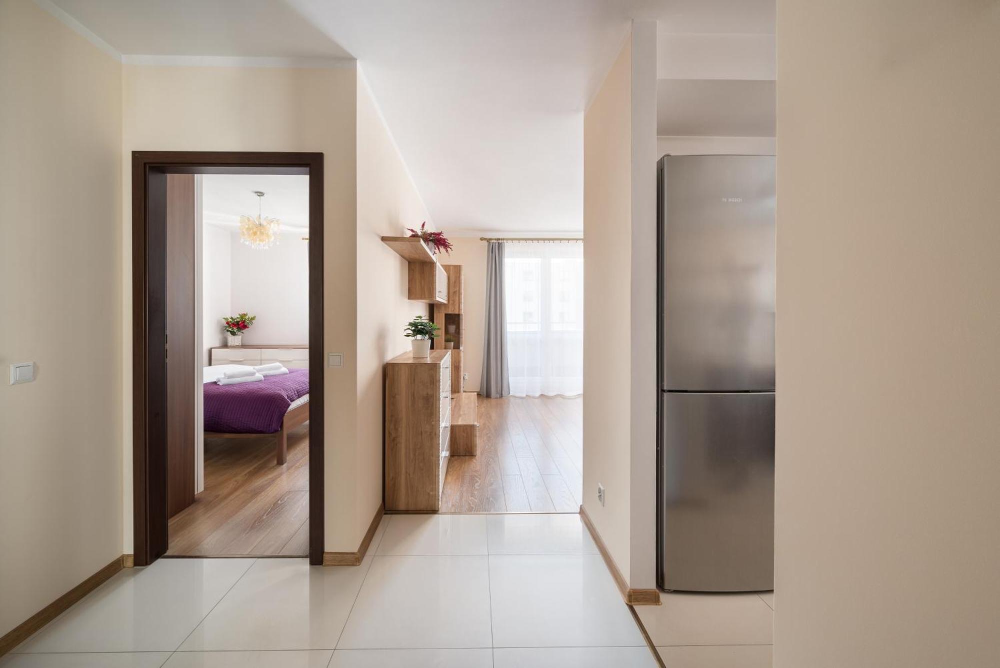 Apartment Wola Radziwie Homely